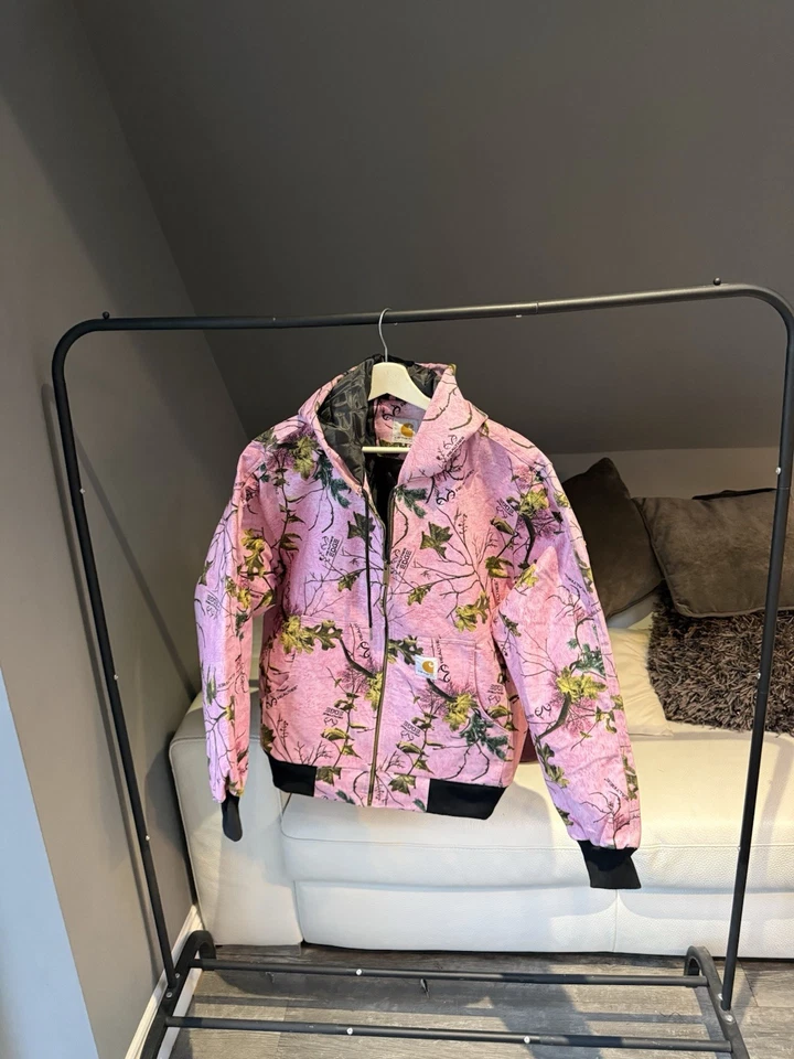 CARHARTT CAMO PINK REWORKED JACKED